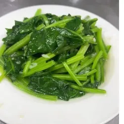 炒菠菜